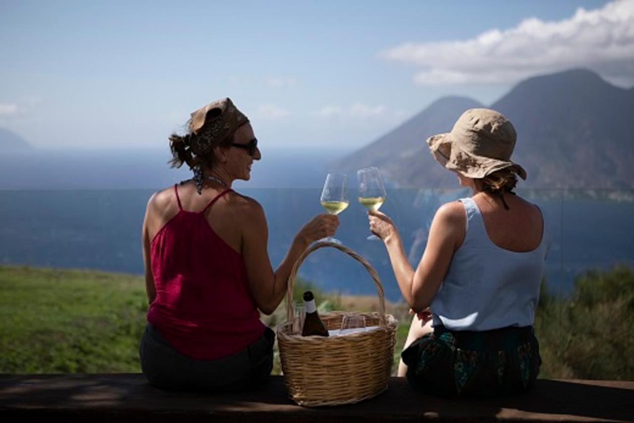 Tenuta Di Castellaro Winery & Resort Lipari  Eksteriør bilde