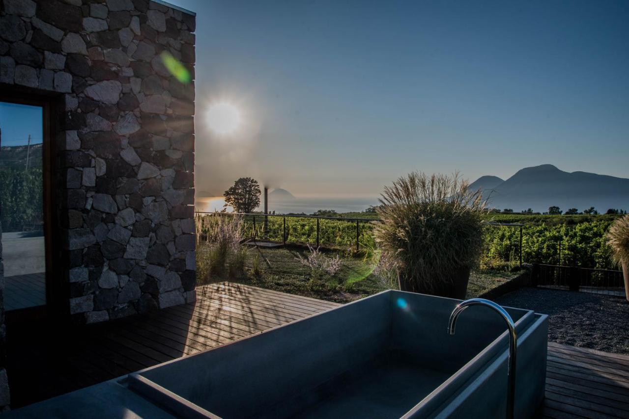 Tenuta Di Castellaro Winery & Resort Lipari  Eksteriør bilde